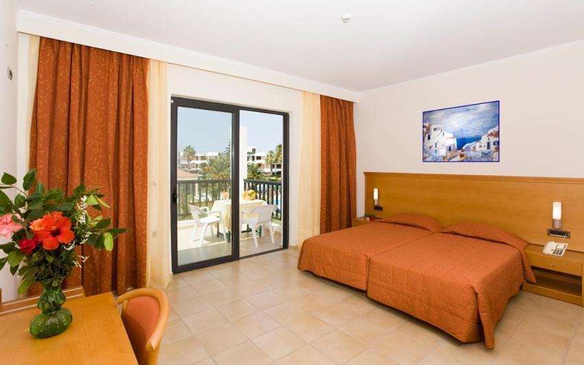 Tigaki Beach Hotel 客房 照片