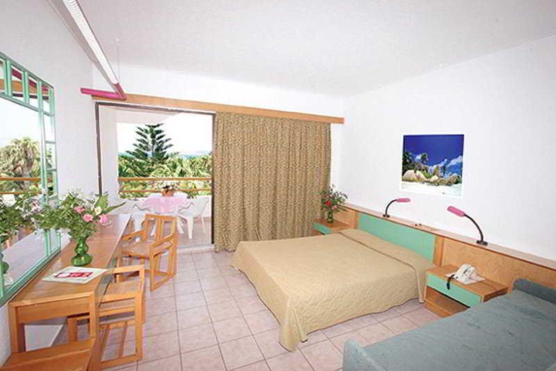 Tigaki Beach Hotel 外观 照片