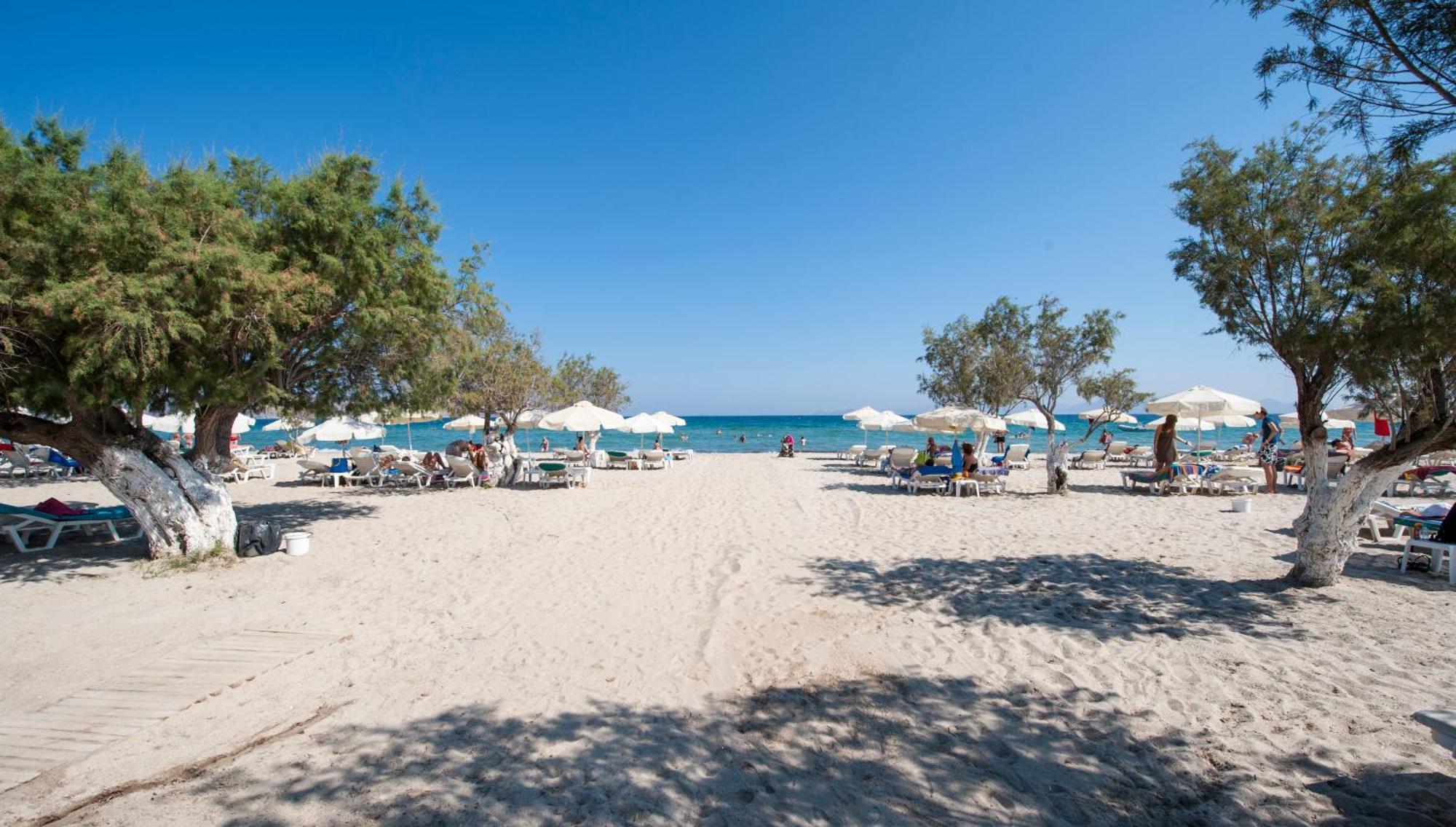 Tigaki Beach Hotel 外观 照片